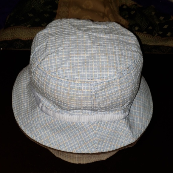 Ladies  hat - Picture 2 of 6